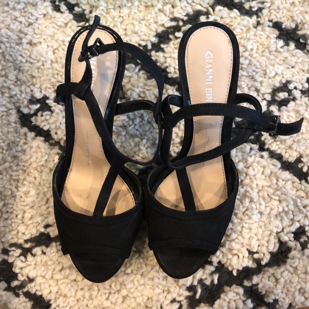 Black heels
